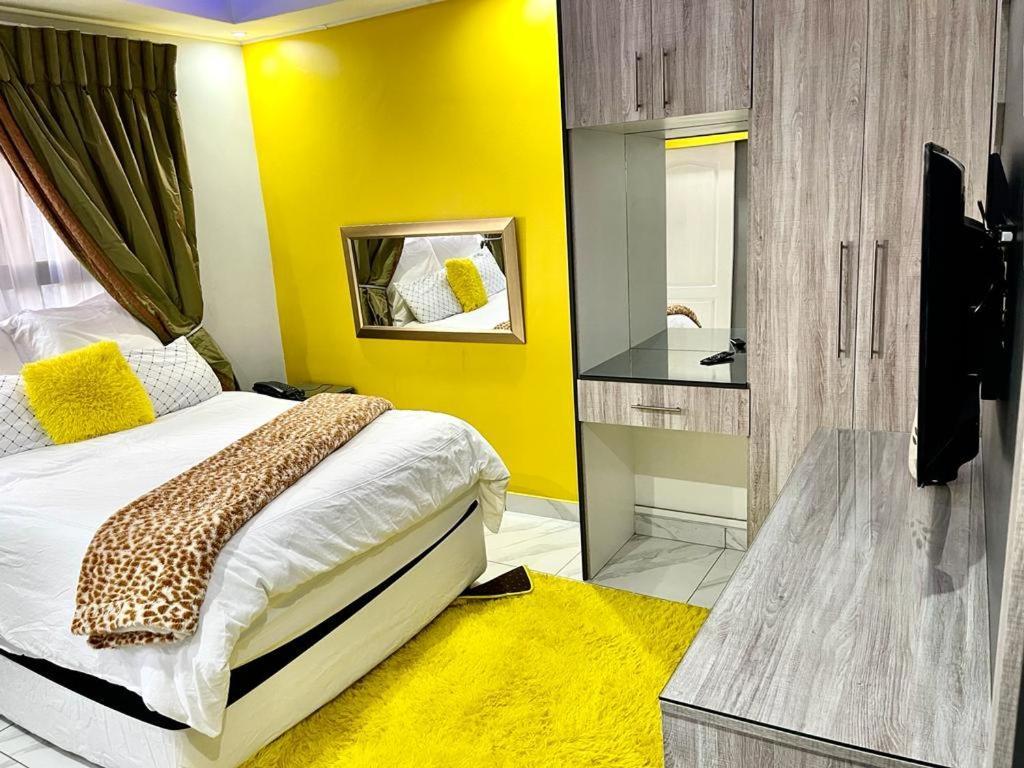 National Lodge بينوني المظهر الخارجي الصورة