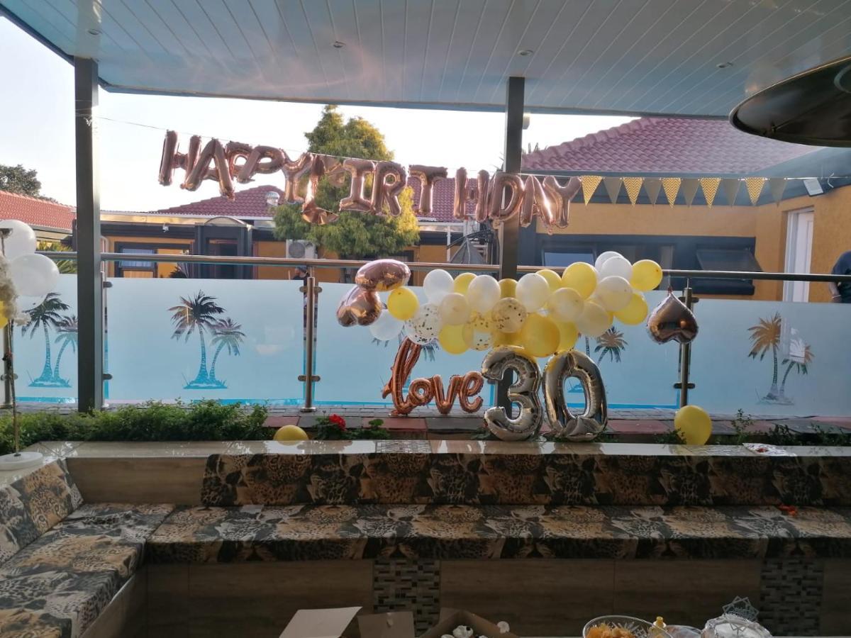 National Lodge بينوني المظهر الخارجي الصورة