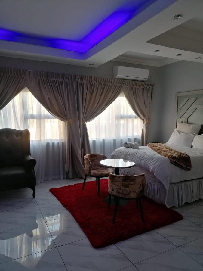National Lodge بينوني المظهر الخارجي الصورة