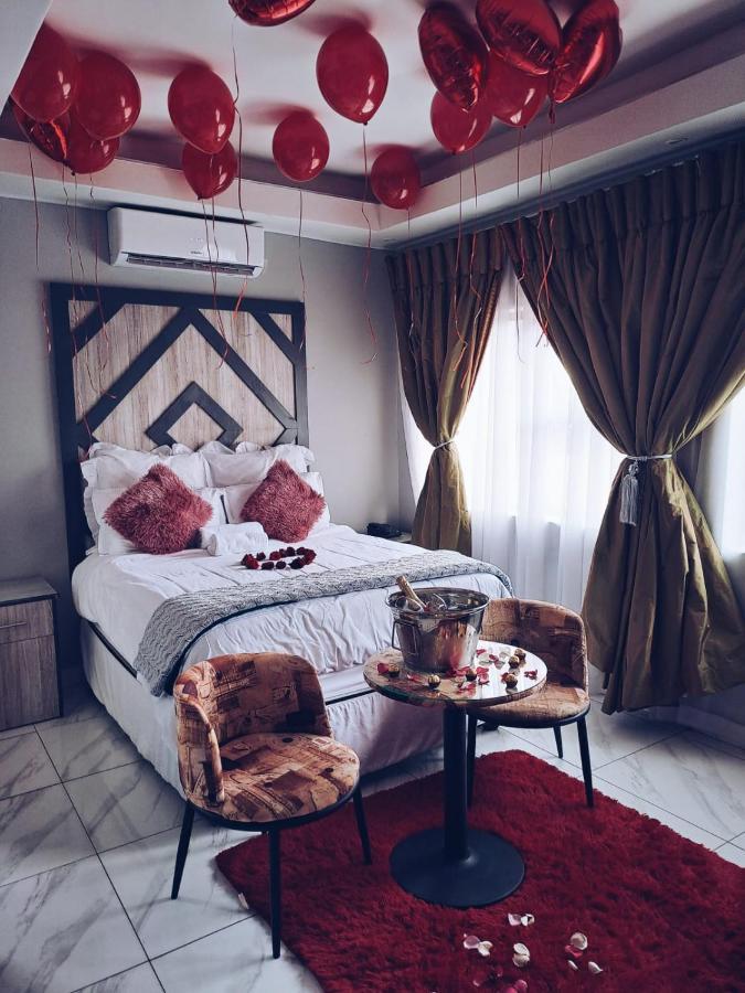 National Lodge بينوني المظهر الخارجي الصورة
