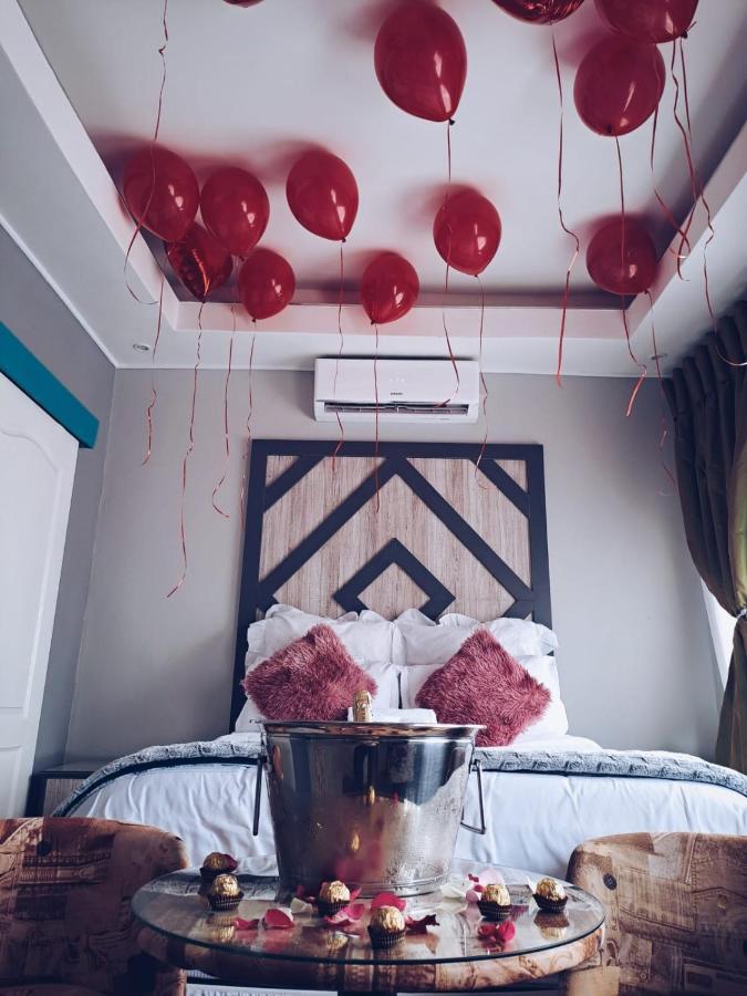National Lodge بينوني المظهر الخارجي الصورة